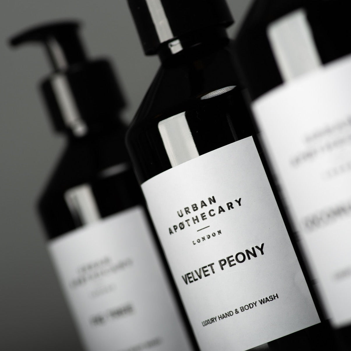 Urban Apothecary - Hand & Body Lotion - Velvet Peony