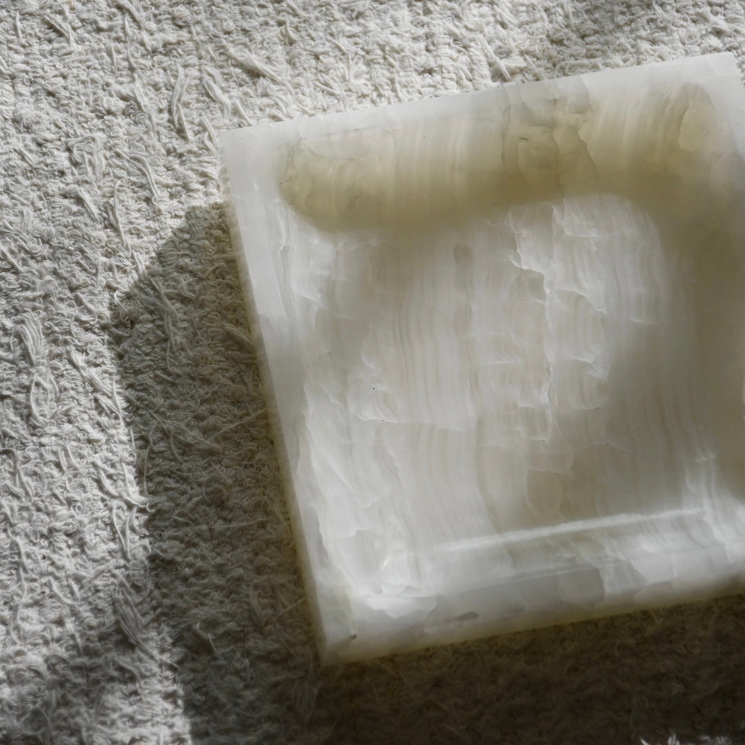 White Onyx - Geometric Tray