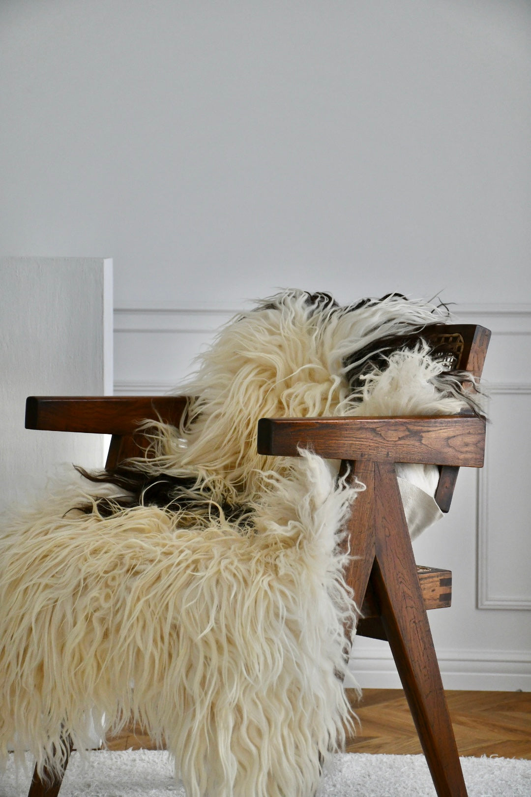 Icelandic Sheepskin - Black & White - Curly - 1
