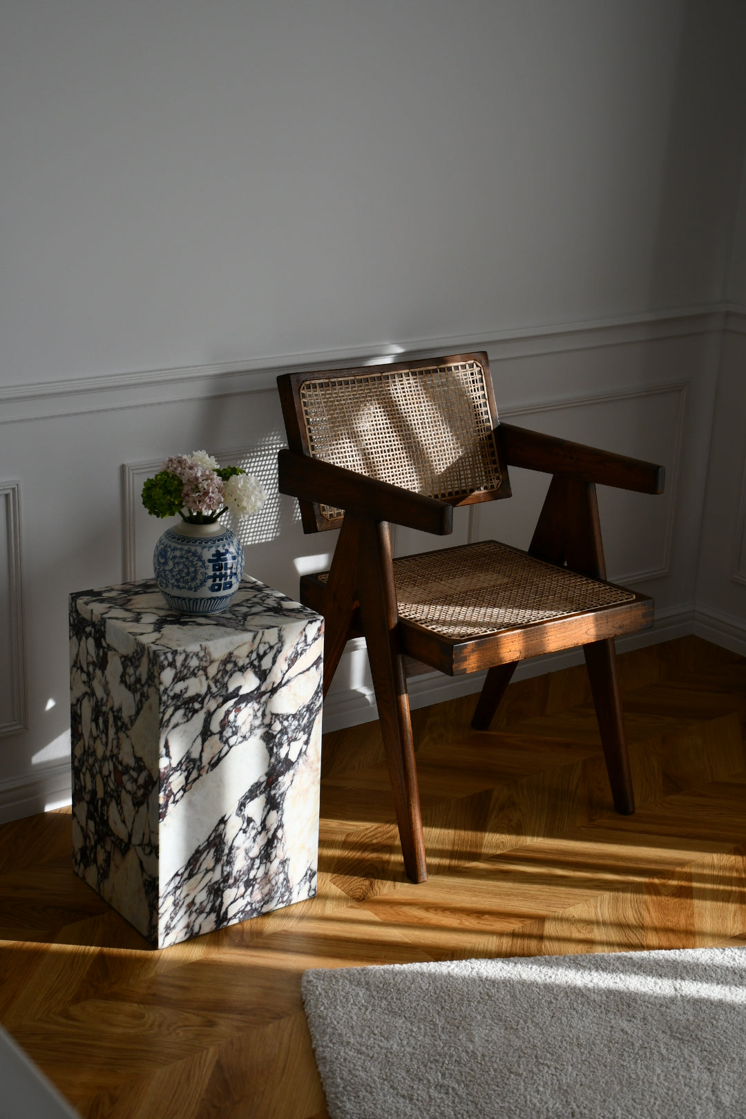 Calacatta Viola - Cubic Sidetable