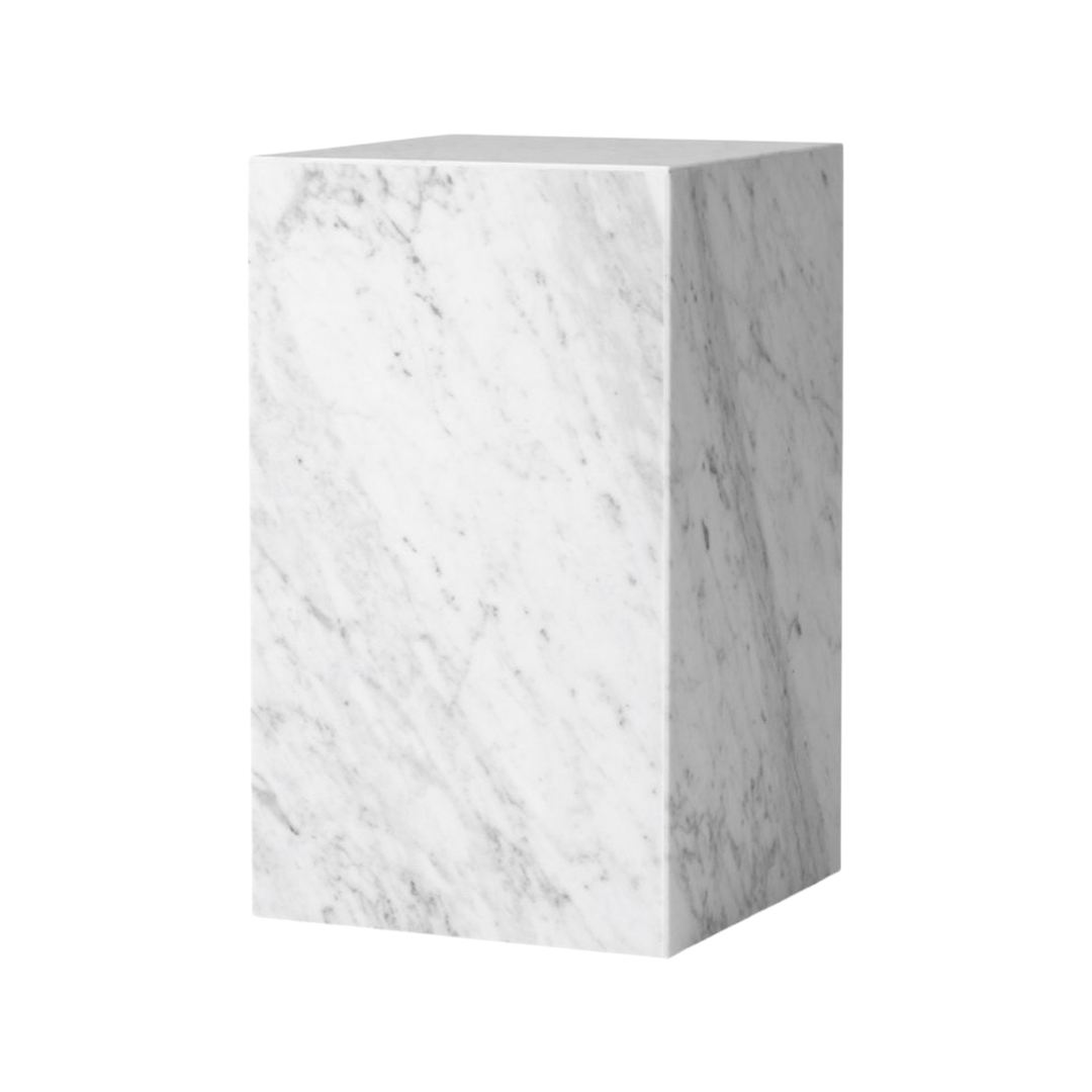 Carrara - Cubic Sidetable