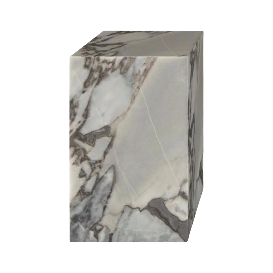 Calacatta - Cubic Sidetable