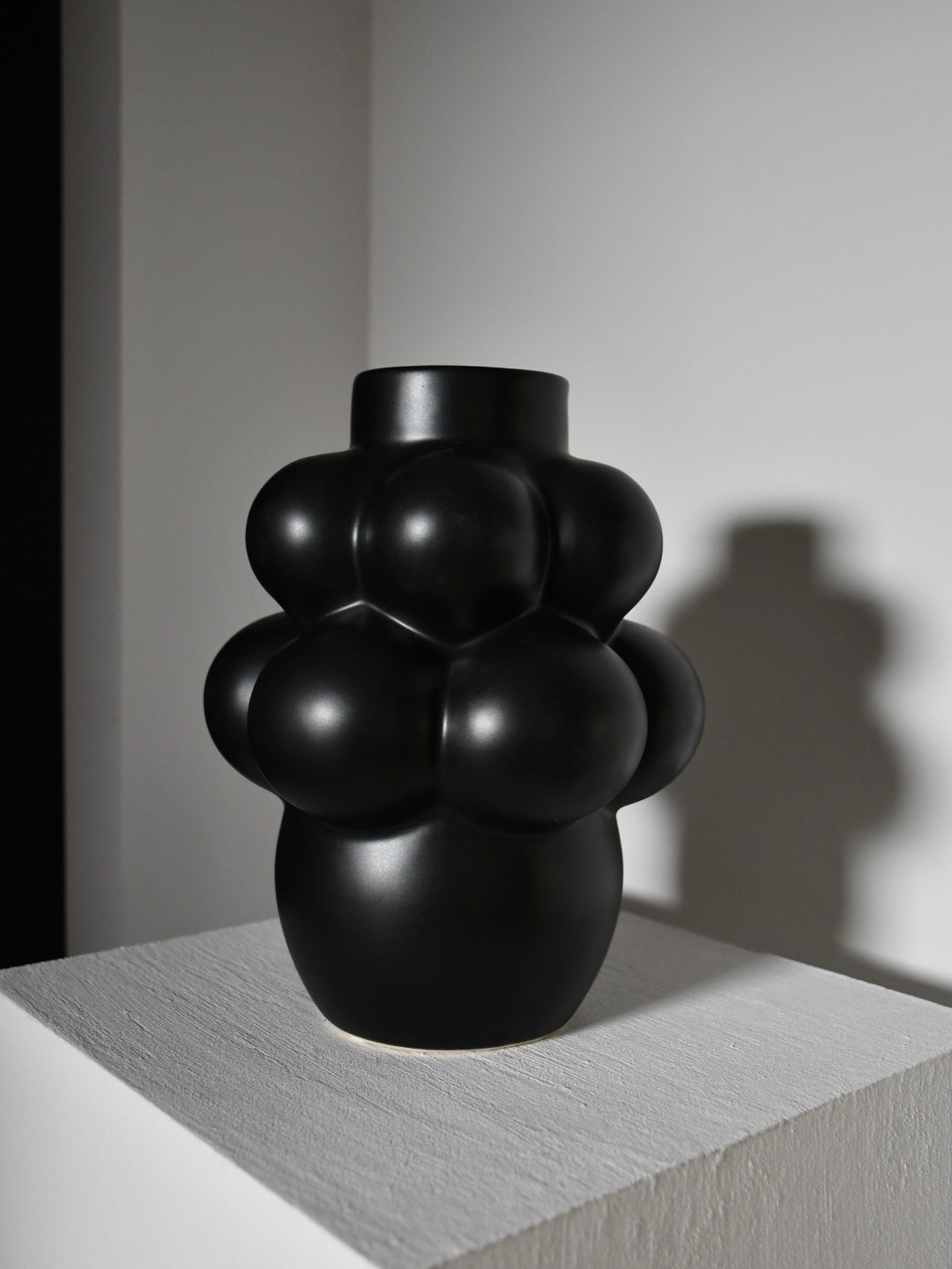 Pedestal Stand