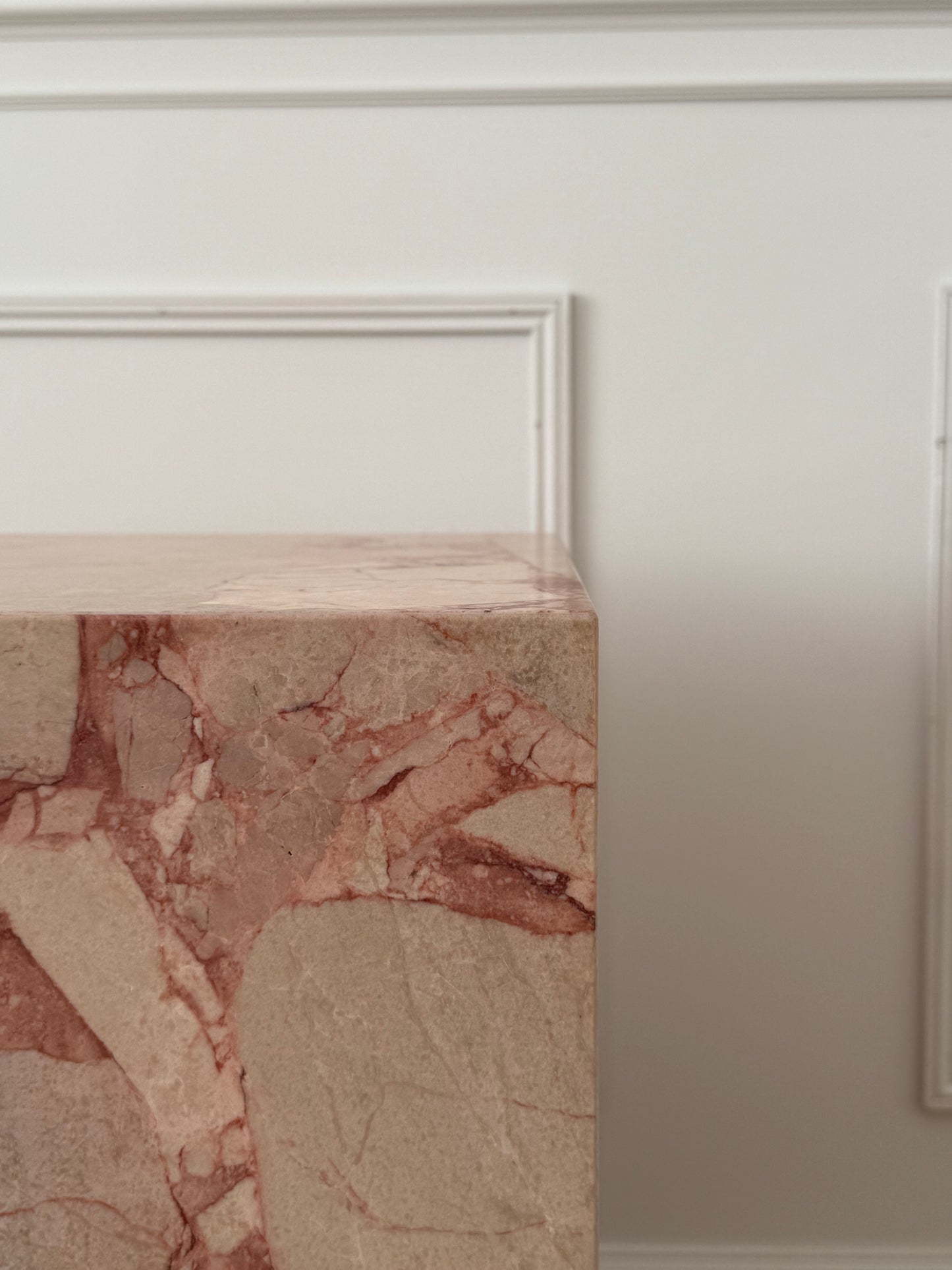 Pink Rose - Cubic Sidetable
