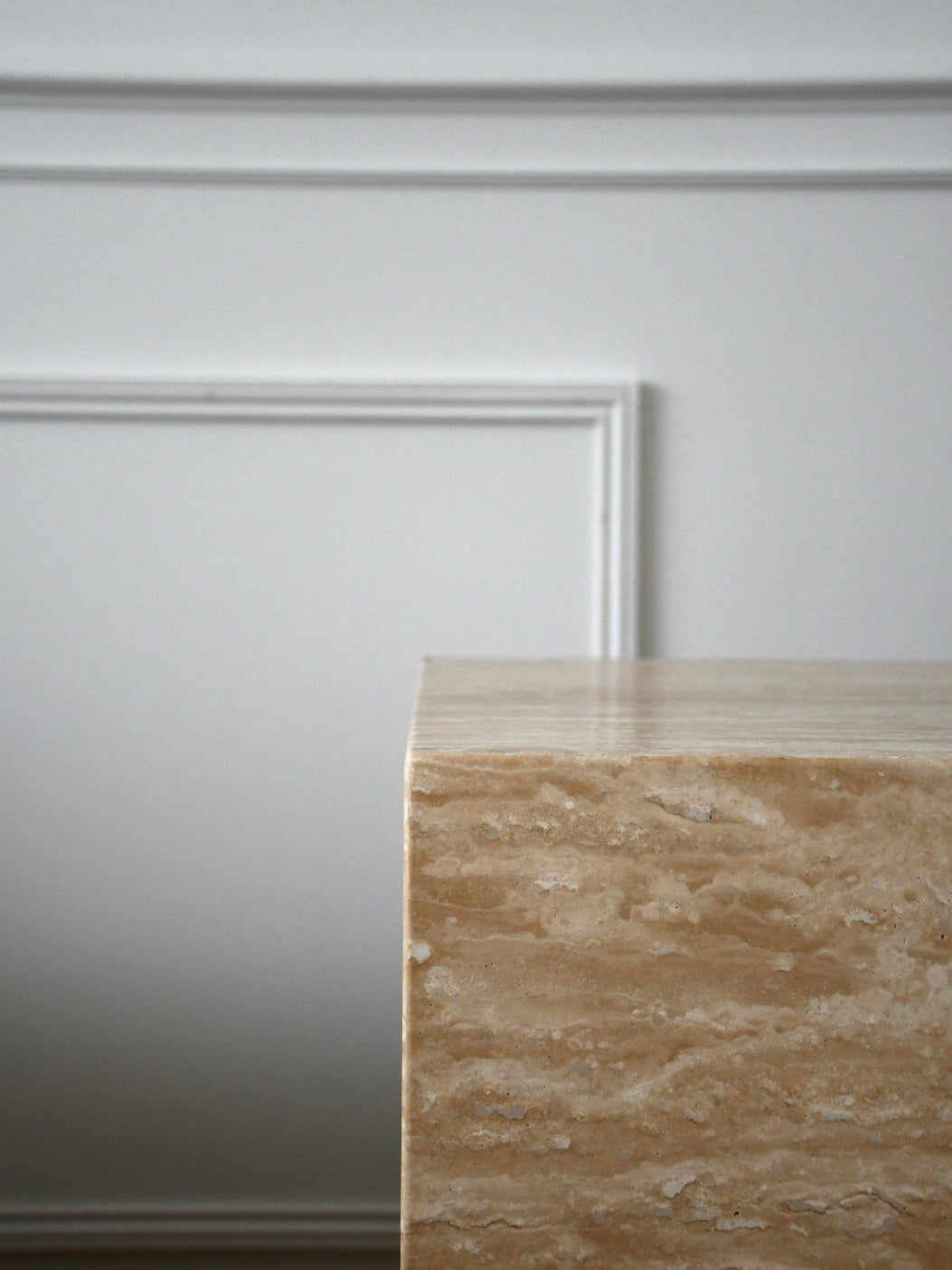 Travertine - Cubic Sidetable