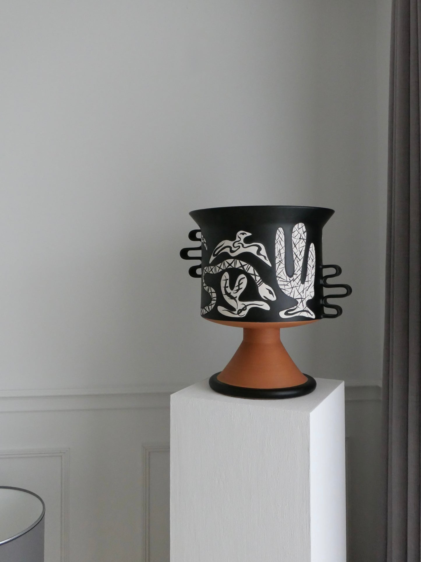 Cabrakan - Vase