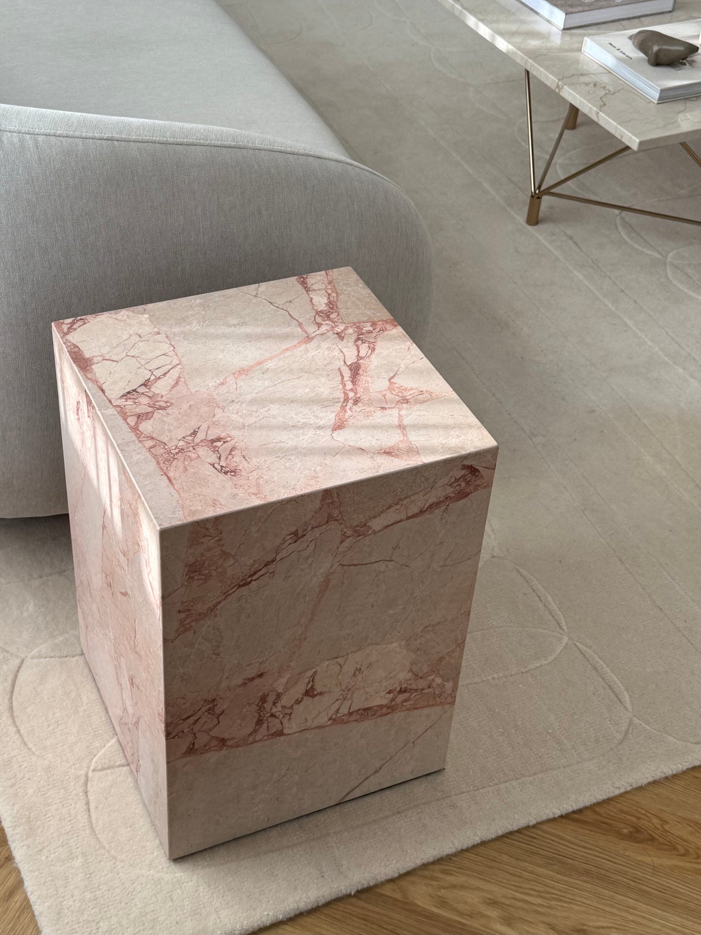 Pink Rose - Cubic Sidetable