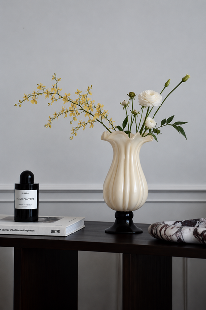 Bloom Glass Vase - Lily