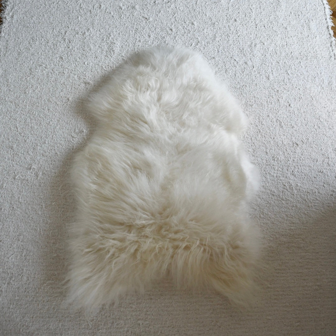 Icelandic Sheepskin - White - Straight - 2