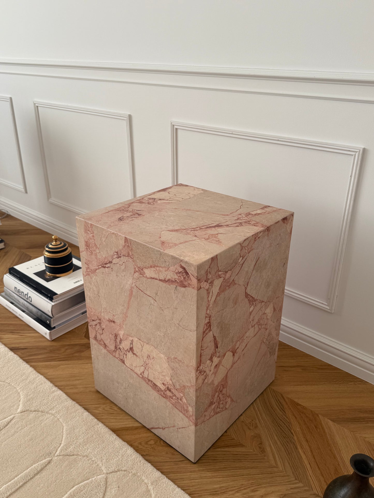 Pink Rose - Cubic Sidetable