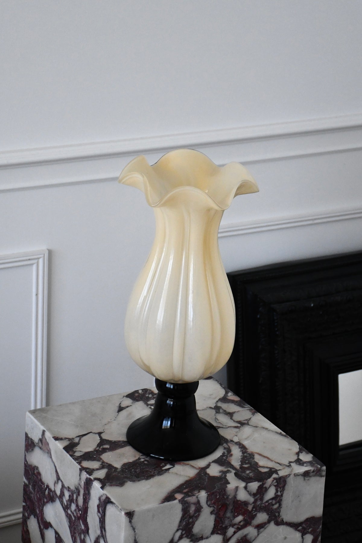 Bloom Glass Vase - Lily