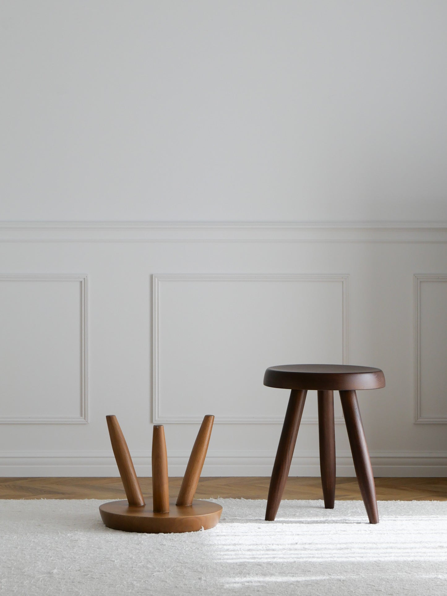 Charlotte Perriand -  Pointed Stool - L