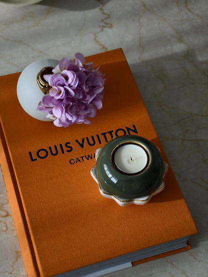 Lotus - Candle Holder - Taupe