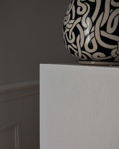 Pedestal Stand